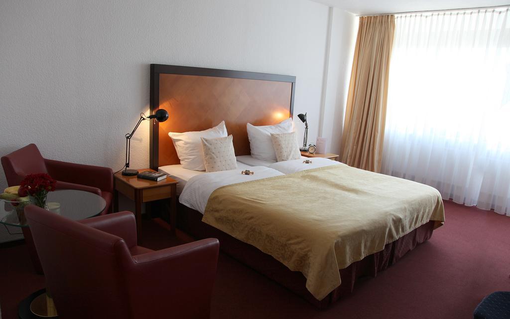 Cityhotel Amadeus Munster  Bilik gambar